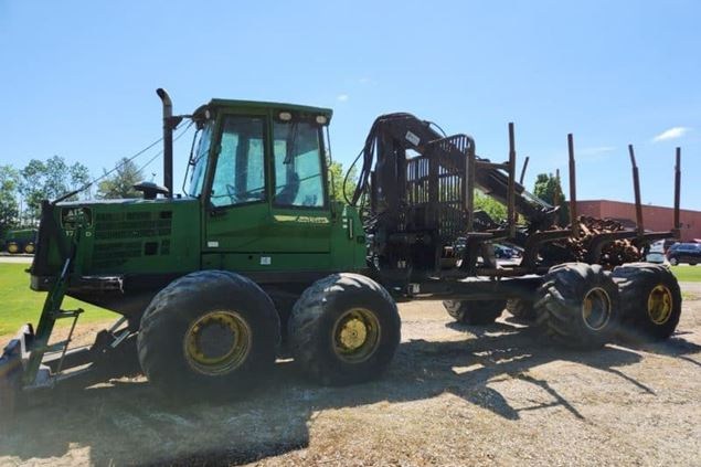 John Deere 1710D Forwarder